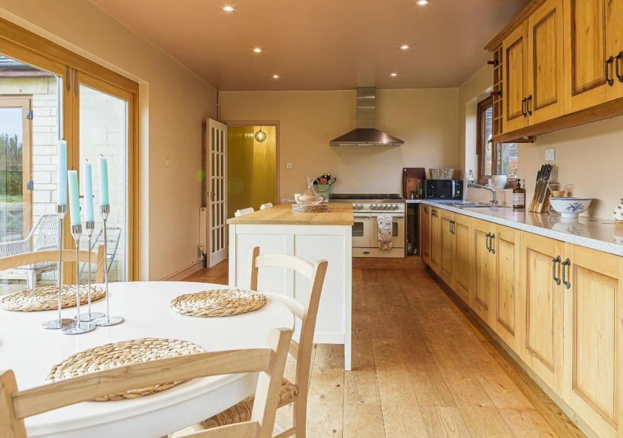 Vila Charming 3Bd Cotswolds Family Retreat Bourton-on-the-Water Exteriér fotografie