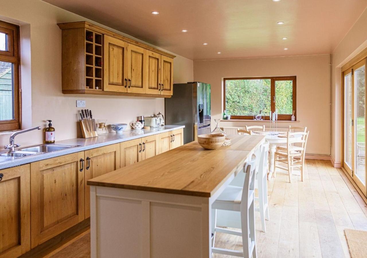 Vila Charming 3Bd Cotswolds Family Retreat Bourton-on-the-Water Exteriér fotografie